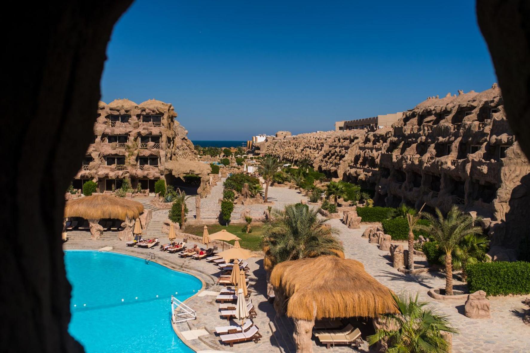 Caves Beach Resort Adults Only Хургада Екстериор снимка